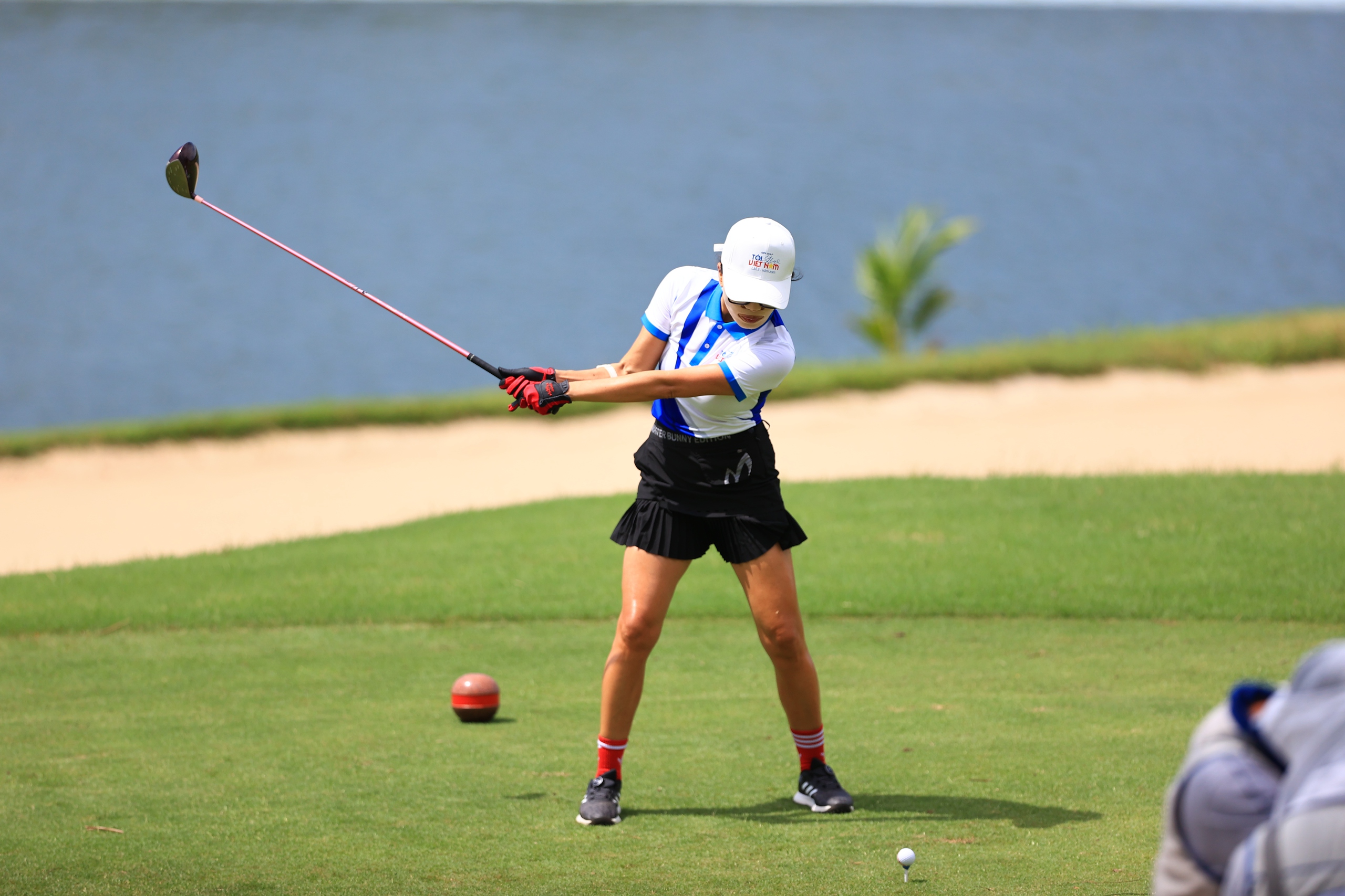 Những hình ảnh tranh tài ấn tượng tại Giải Golf "Tôi yêu Việt Nam" lần 3 - năm 2025- Ảnh 32. Những hình ảnh tranh tài ấn tượng tại Giải Golf "Tôi yêu Việt Nam" lần 3 - năm 2025- Ảnh 32.