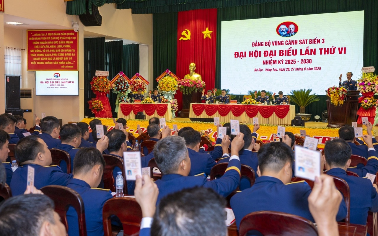 Chỗ dựa tin cậy của ngư dân - Ảnh 2.