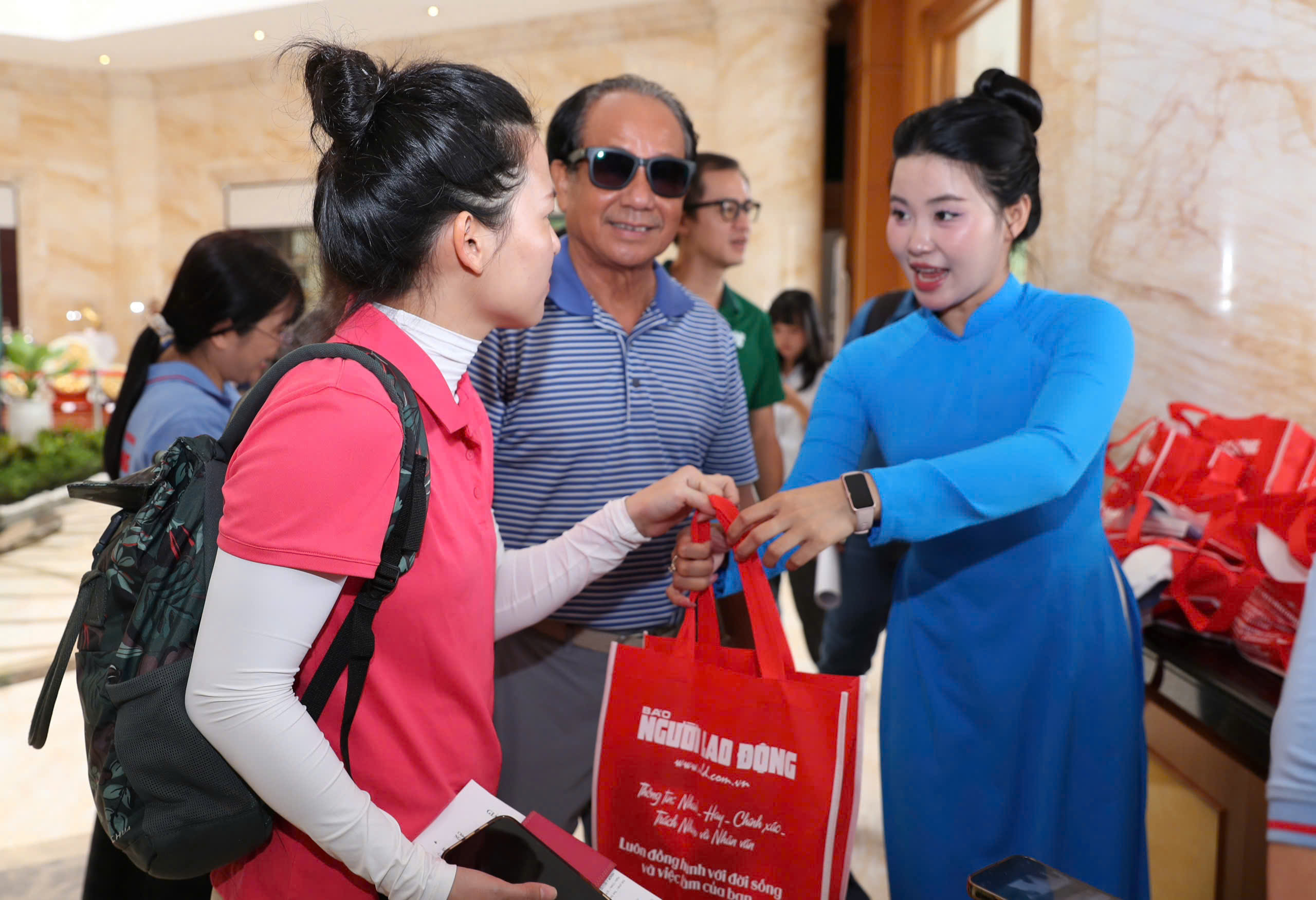 Toàn cảnh khai mạc Giải Golf "Tôi yêu Việt Nam" lần 3 - năm 2025- Ảnh 3. Toàn cảnh khai mạc Giải Golf "Tôi yêu Việt Nam" lần 3 - năm 2025- Ảnh 3.