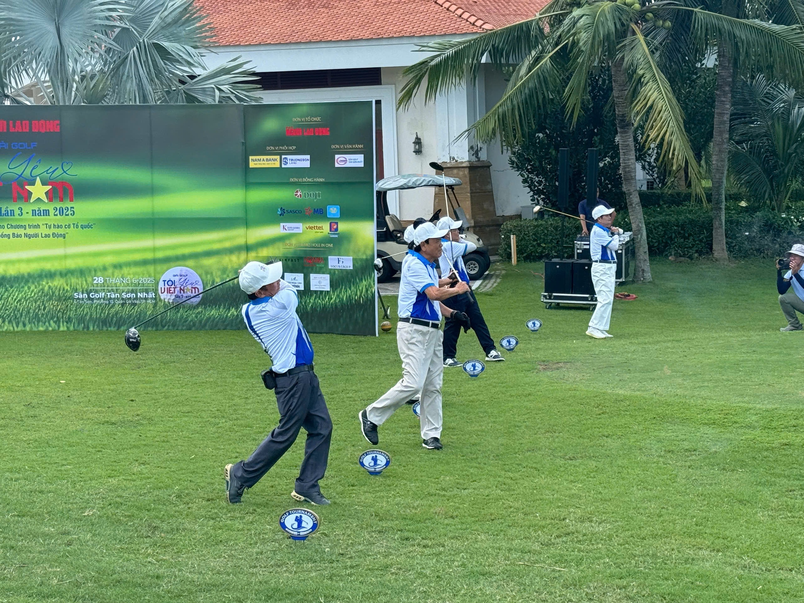 Toàn cảnh khai mạc Giải Golf "Tôi yêu Việt Nam" lần 3 - năm 2025- Ảnh 16. Toàn cảnh khai mạc Giải Golf "Tôi yêu Việt Nam" lần 3 - năm 2025- Ảnh 16.