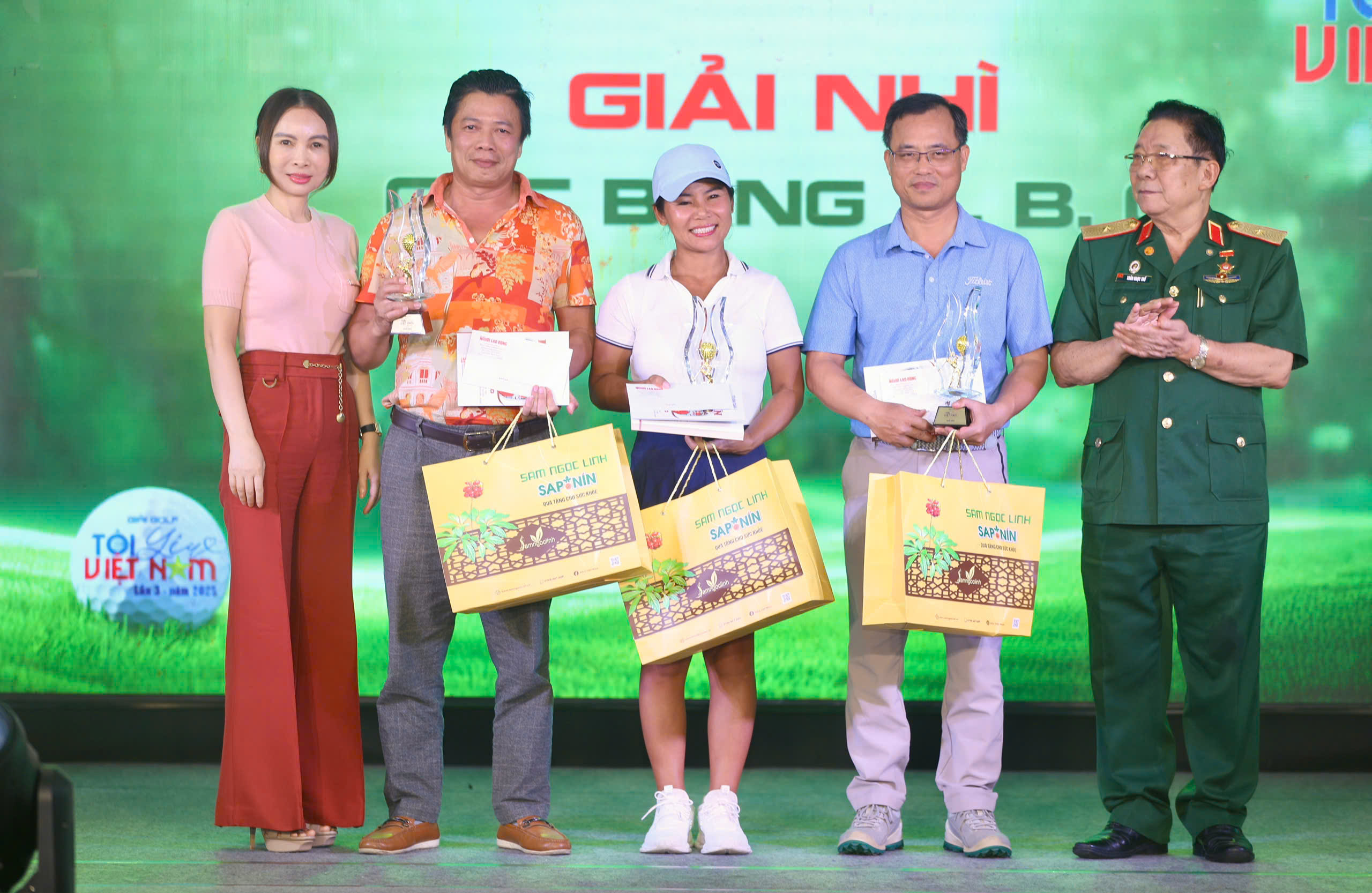 Slavnostní předávání cen a závěrečný ceremoniál golfového turnaje „I love Vietnam“ - Foto 6. Lễ trao giải và bế mạc Giải Golf