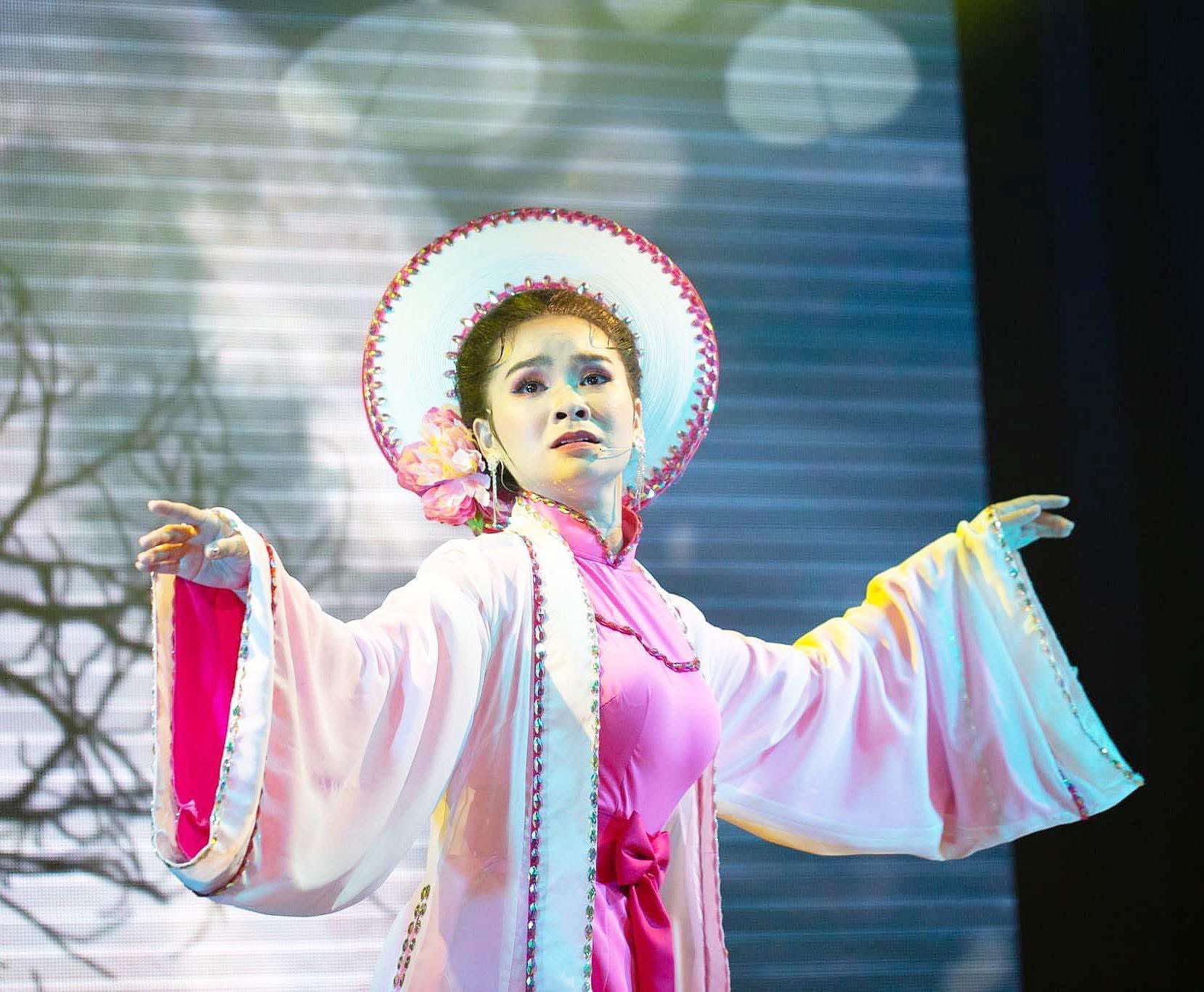 Lê Trung Thảo, Lệ Trinh giao lưu văn hóa với Đoàn văn hóa Nam Ninh (Trung Quốc) - Ảnh 3.