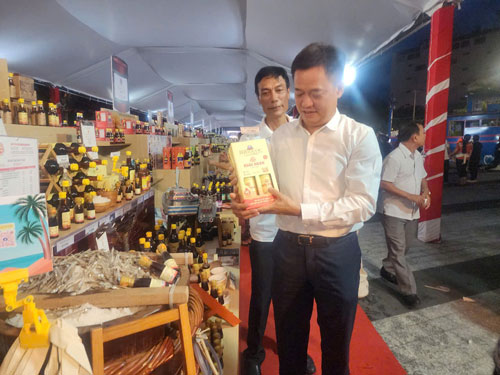 Gìn giữ "quốc hồn, quốc túy"- Ảnh 1. Gìn giữ "quốc hồn, quốc túy"- Ảnh 1.