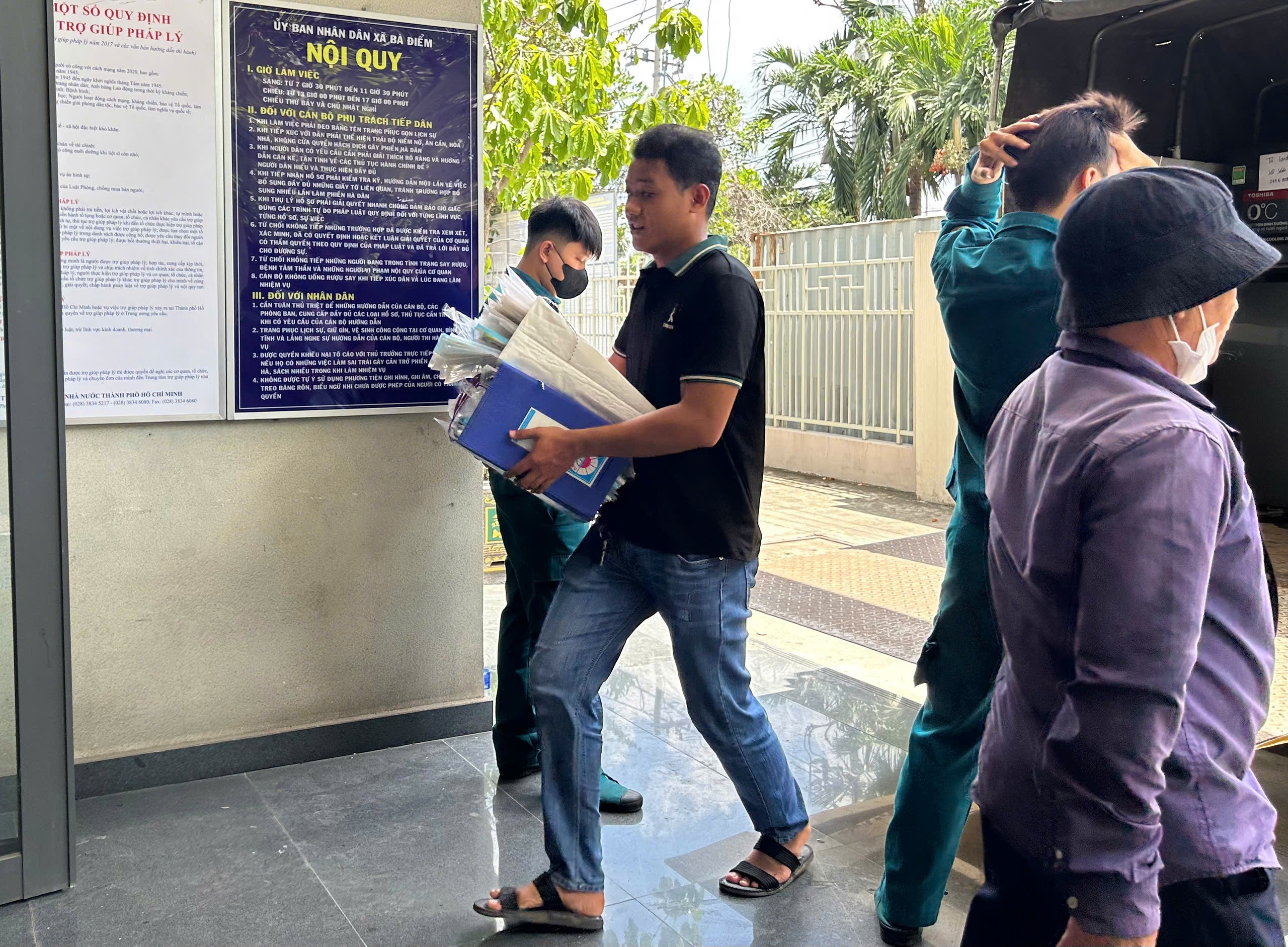 Hình ảnh tươi tắn tại nhiều phường xã mới ở TP HCM sáng nay- Ảnh 11. Hình ảnh tươi tắn tại nhiều phường xã mới ở TP HCM sáng nay- Ảnh 11.