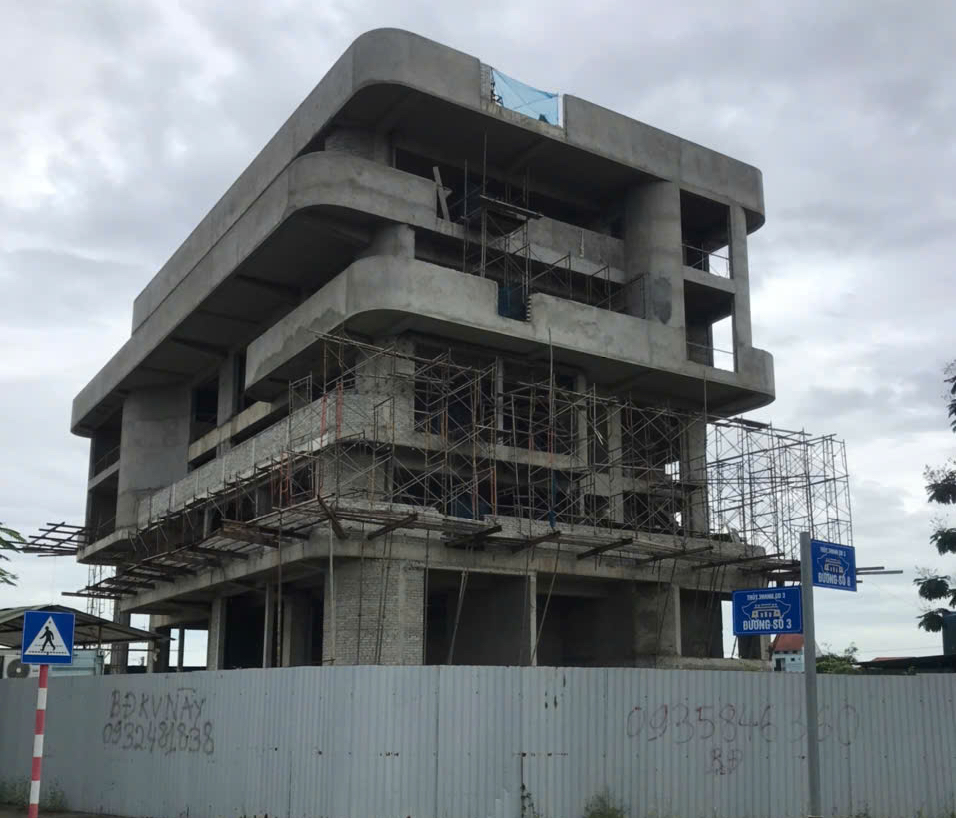 Vụ nhà thầu "chạy làng" khỏi gói thầu CNTT Huế: Năng lực nhà thầu ra sao? - Ảnh 1.