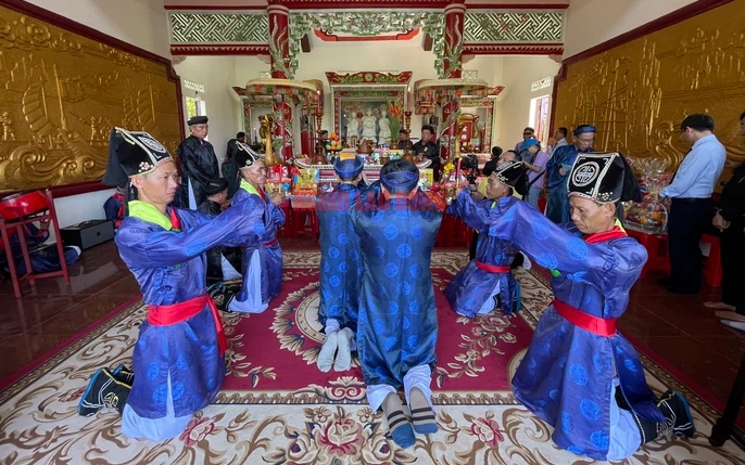 Khen thưởng nhiều điển hình tiên tiến Yến Sào Khánh Hòa- Ảnh 5. Khen thưởng nhiều điển hình tiên tiến Yến Sào Khánh Hòa- Ảnh 5.