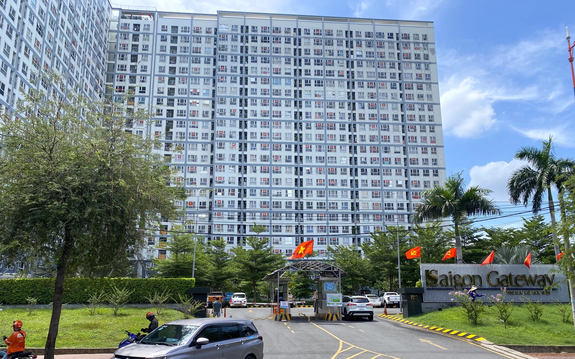TPHCM: Gỡ vướng sổ hồng chung cư 640 căn hộ ở phường Hạnh Th&ocirc;ng - Ảnh 2.