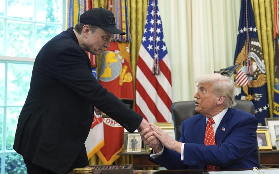Tổng thống Mỹ nói điều dứt khoát với tỉ phú Elon Musk - Ảnh 2.