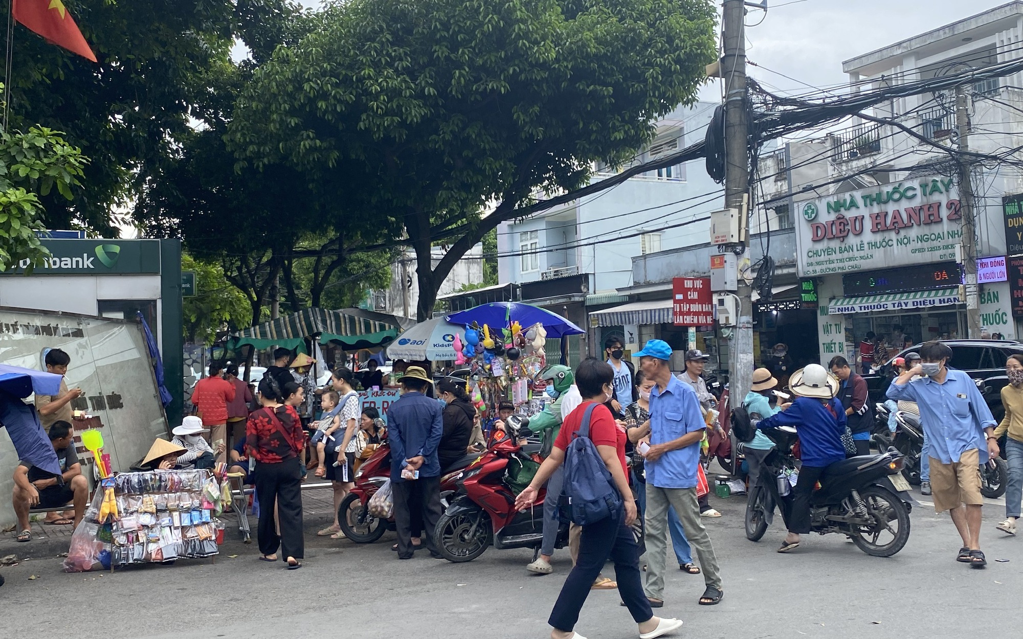 Hơn 22.000 m² đất đang “níu chân” hai dự án lớn của TP Thủ Đức- Ảnh 2.