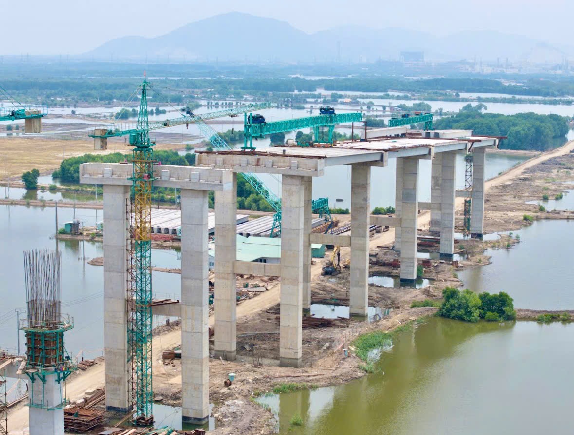 Cận cảnh dự án cầu có nhịp chính dài nhất Đông Nam Á, nối Bà Rịa - Vũng Tàu với Đồng Nai- Ảnh 2.