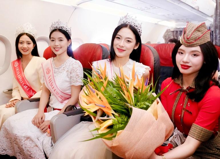 Tân Hoa hậu Việt Nam bay cùng Vietjet trên hành trình đầu tiên sau lễ đăng quang- Ảnh 5. Tân Hoa hậu Việt Nam bay cùng Vietjet trên hành trình đầu tiên sau lễ đăng quang- Ảnh 5.