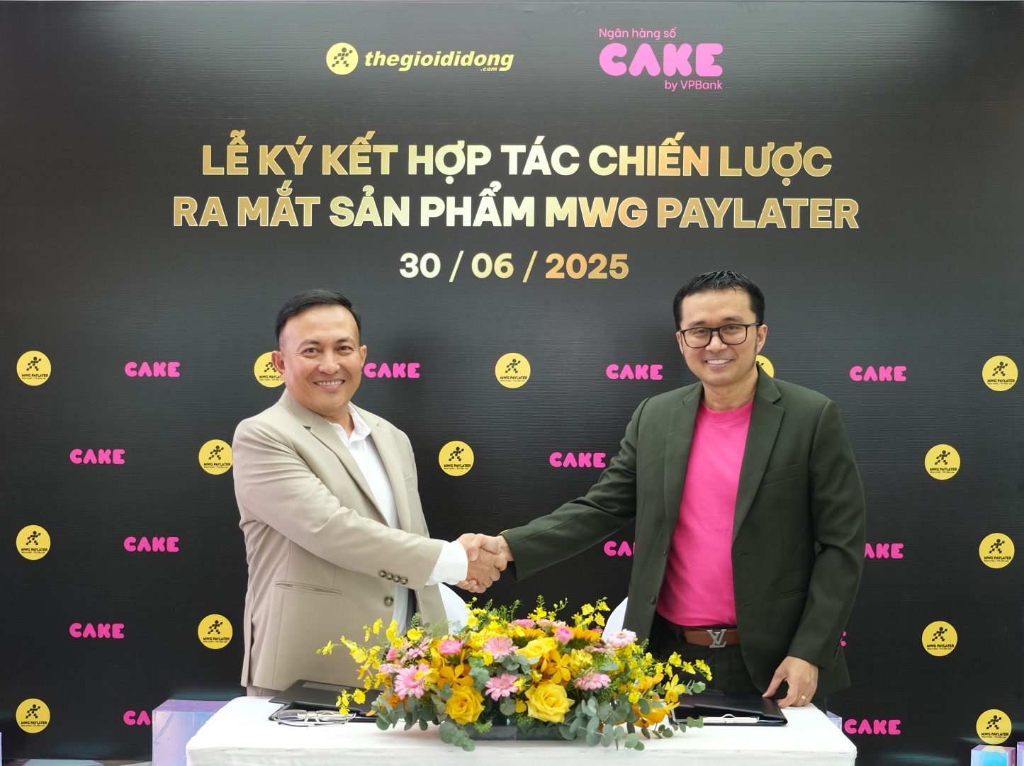 MWG và Ngân hàng số Cake hợp tác ra mắt dịch vụ trả sau - Ảnh 1.