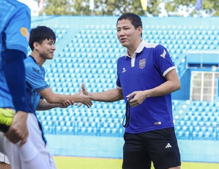 Bình Dương lấy cầu thủ từng vào top