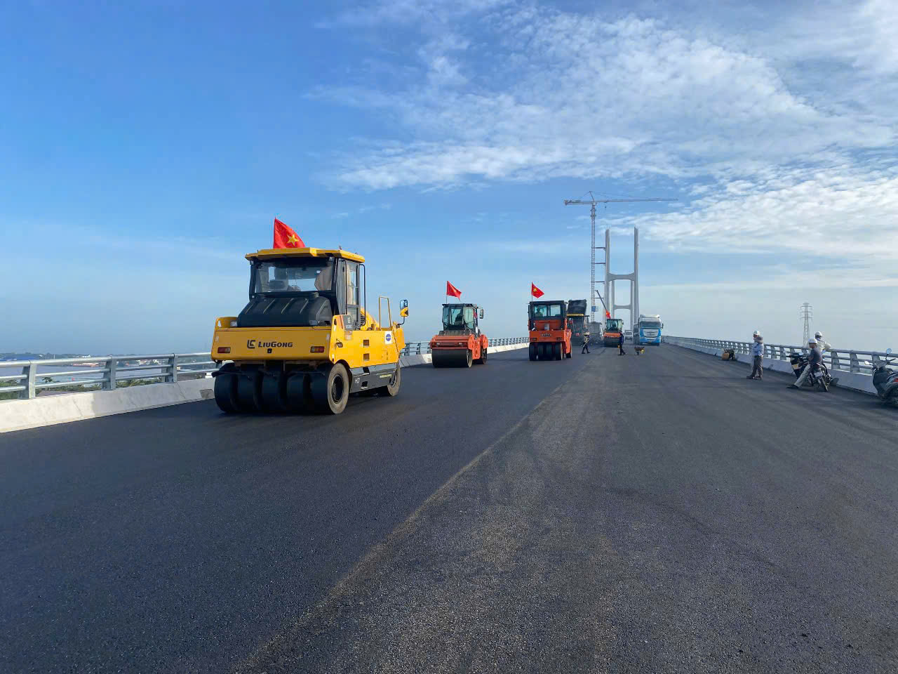 Tin vui trên công trường cầu Rạch Miễu 2 - Ảnh 6.