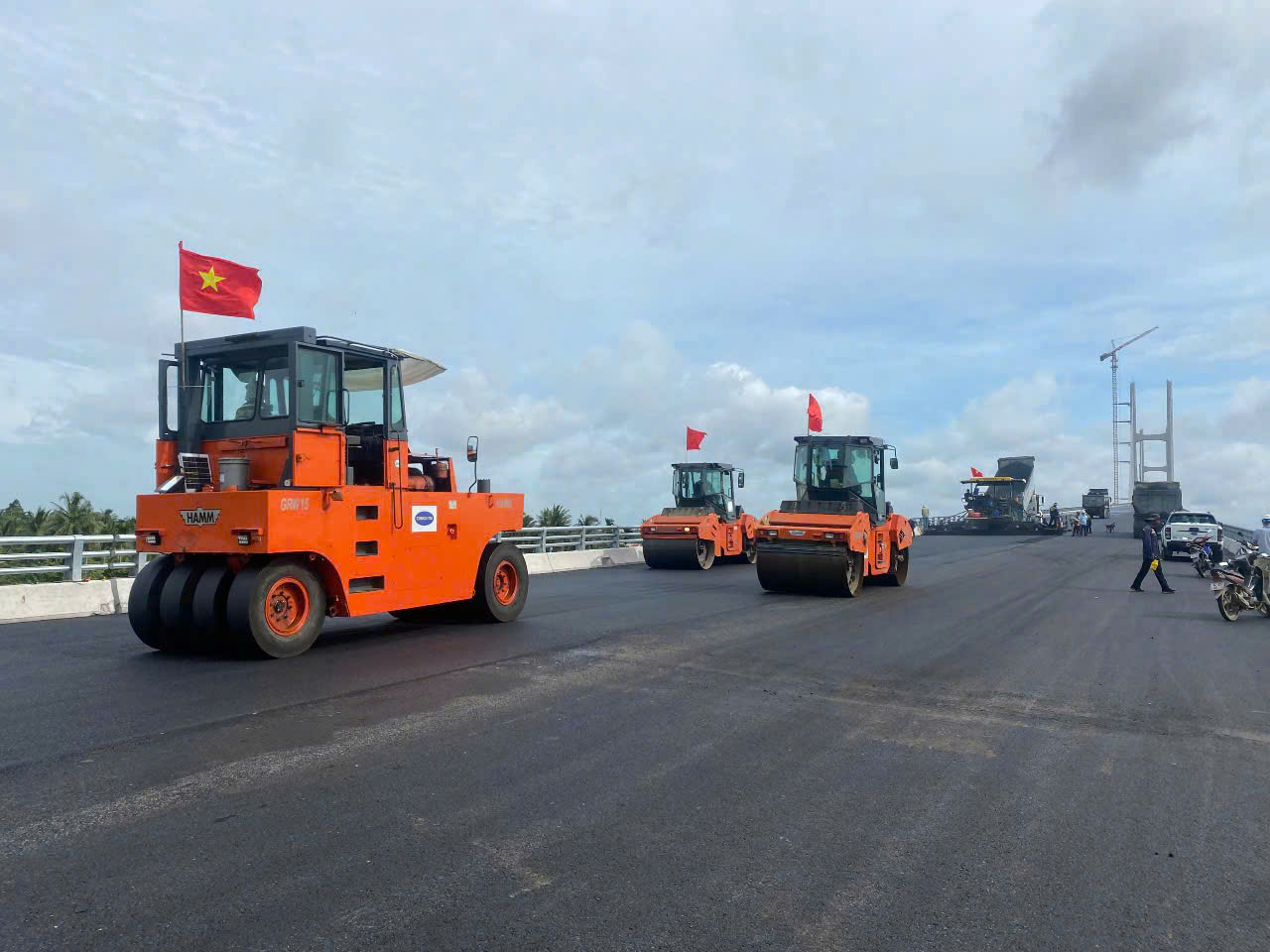 Tin vui trên công trường cầu Rạch Miễu 2 - Ảnh 9.
