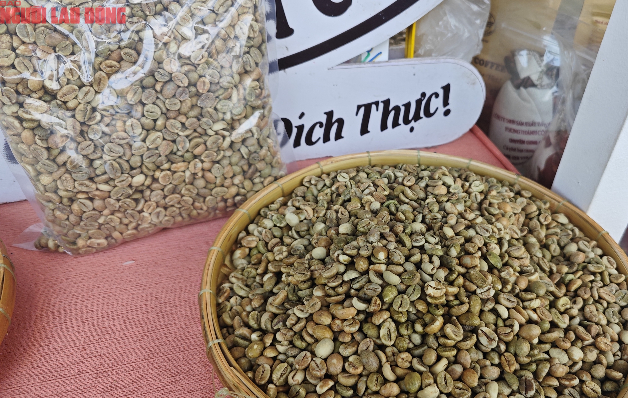 Giá cà phê hôm nay 12 - 7 tiếp tục giảm , mốc 90 . 000 Đồng / kg không còn - Ảnh 2. Giá cà phê hôm nay 12 - 7 tiếp tục giảm , mốc 90 . 000 Đồng / kg không còn - Ảnh 2.