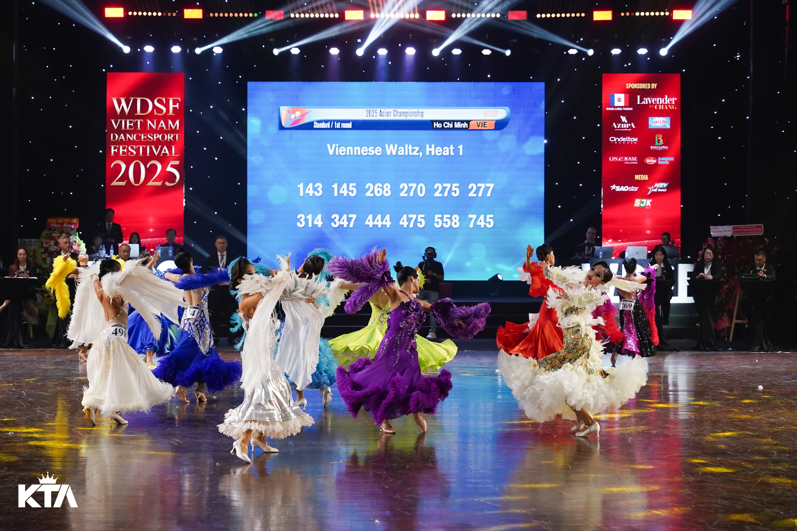 Cặp đôi Phan Hiển, Thu Hương đoạt cú ăn 3 tại Giải Dancesport Festival 2025 - Ảnh 5.