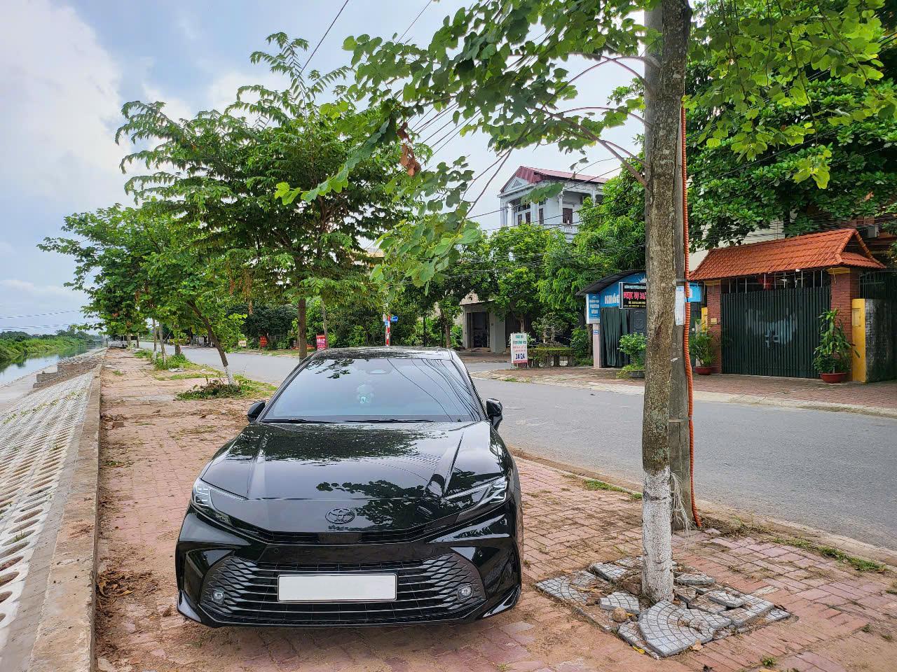 Khách hàng Việt tin tưởng gắn bó với xe hybrid, lý do là gì?- Ảnh 5. Khách hàng Việt tin tưởng gắn bó với xe hybrid, lý do là gì?- Ảnh 5.