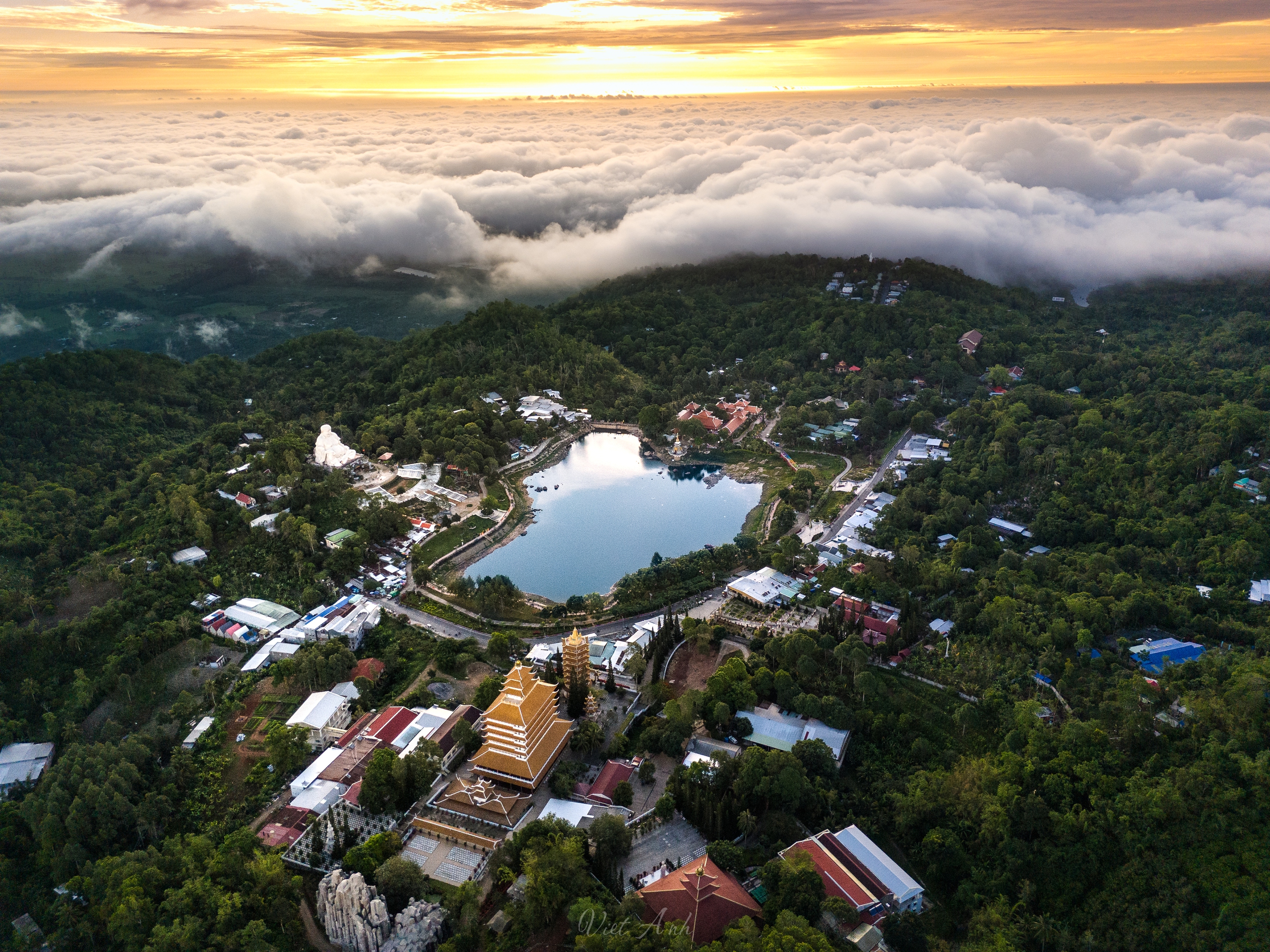 Refugiu la Hotelul Lam Vien – Odihnă profundă, viață liniștită în mijlocul munților sacri - Fotografia 1. Lâm viên Hotel Retreat – Nghỉ sâu, sống tĩnh giữa núi thiêng- Ảnh 1.