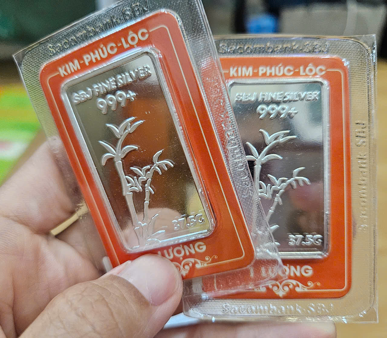 đầu tư bạc tăng giá, kênh đầu tư mới thay thế vàng hấp dẫn - Ảnh 2. đầu tư bạc tăng giá, kênh đầu tư mới thay thế vàng hấp dẫn - Ảnh 2.