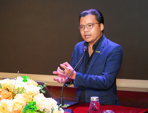 Cuộc thi viết người thầy kính yêu: Dốc tâm huyết nâng bước chân trò- Ảnh 2. Cuộc thi viết người thầy kính yêu: Dốc tâm huyết nâng bước chân trò- Ảnh 2.