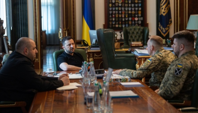Mỹ "chuyển tên lửa Patriot đến", tổng thống Ukraine tuyên bố rắn- Ảnh 1. Mỹ "chuyển tên lửa Patriot đến", tổng thống Ukraine tuyên bố rắn- Ảnh 1.