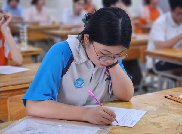 Tra cứu điểm thi tốt nghiệp THPT trên Báo Người Lao Động từ 8 giờ ngày 16-7- Ảnh 1. Tra cứu điểm thi tốt nghiệp THPT trên Báo Người Lao Động từ 8 giờ ngày 16-7- Ảnh 1.