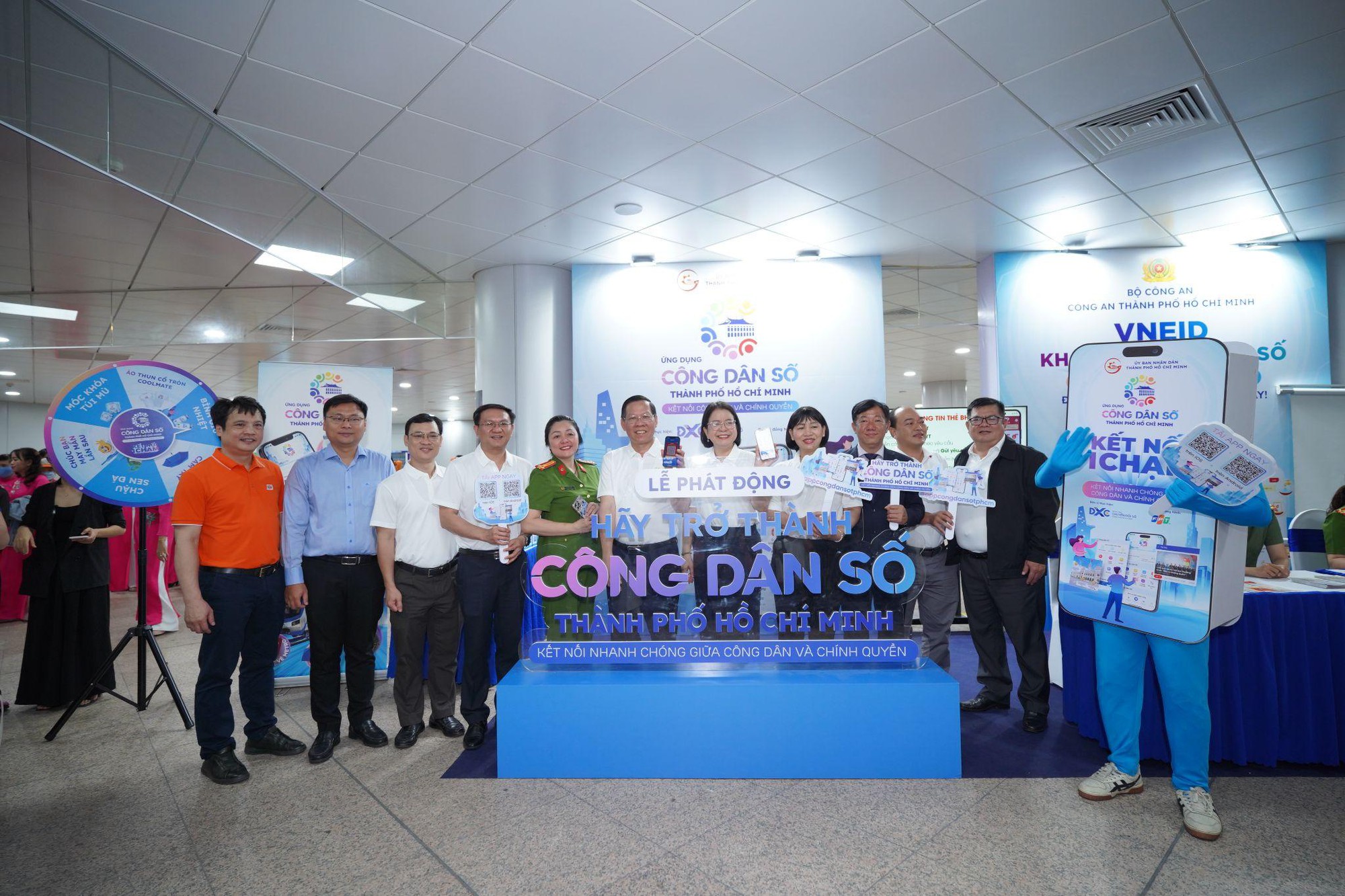 FPT nhận Bằng khen của Bộ Khoa học và Công nghệ- Ảnh 5. FPT nhận Bằng khen của Bộ Khoa học và Công nghệ- Ảnh 5.