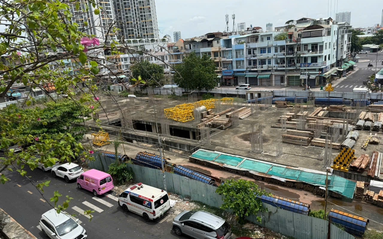 Biến động trái ngược thị trường bất động sản Quảng Ngãi - Ảnh 3.
