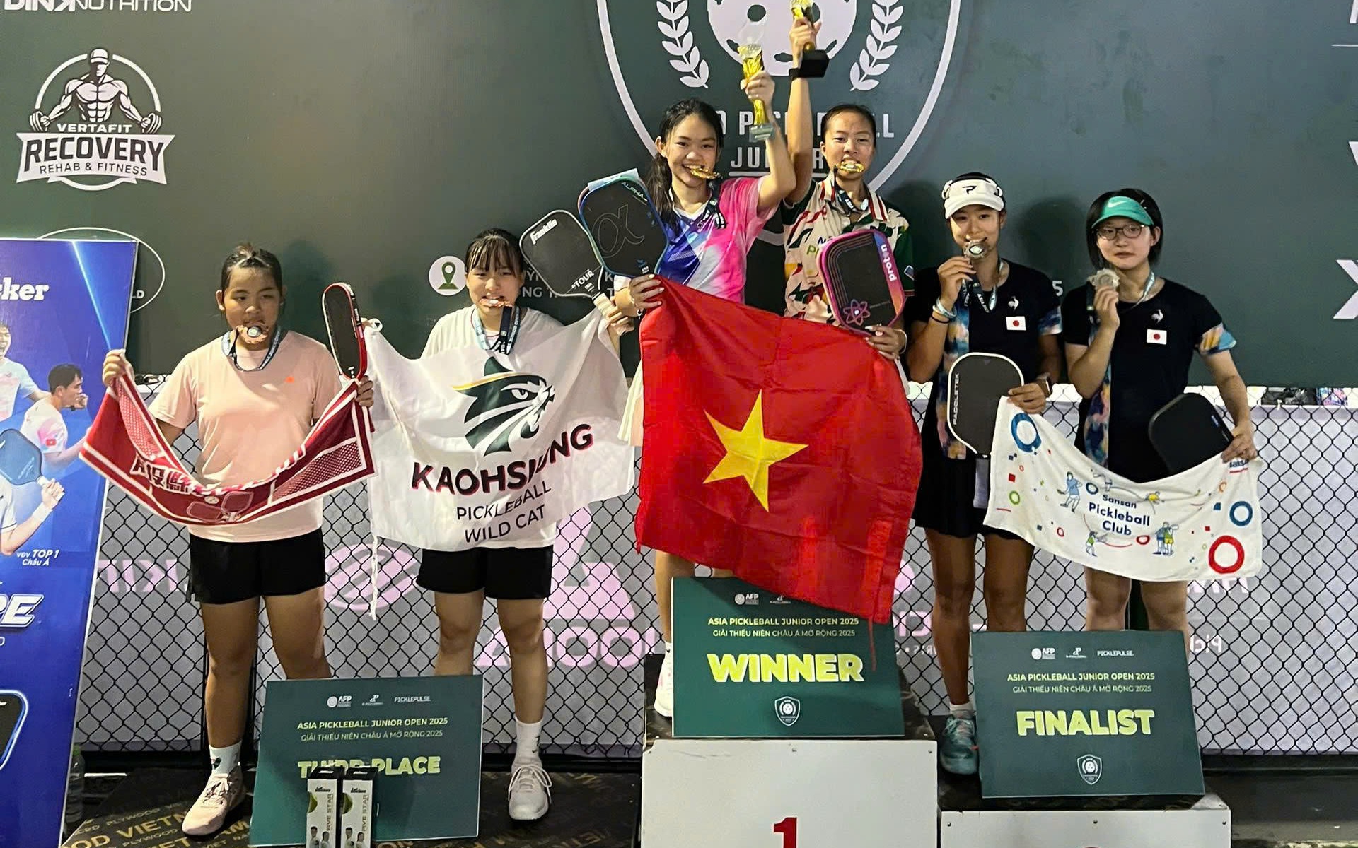 Quang Dương ra mắt giày, khẳng định hướng đi mạnh mẽ ở Việt Nam bất chấp án phạt từ Mỹ- Ảnh 3.