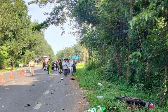 Học viên tập lái ô tô gây tai nạn chết người ở Tây Ninh- Ảnh 2. Học viên tập lái ô tô gây tai nạn chết người ở Tây Ninh- Ảnh 2.