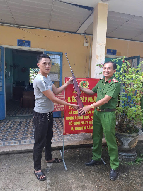 Công an xã ở Đà Nẵng "lập công" ngay sau lễ ra quân trấn áp tội phạm - Ảnh 2.