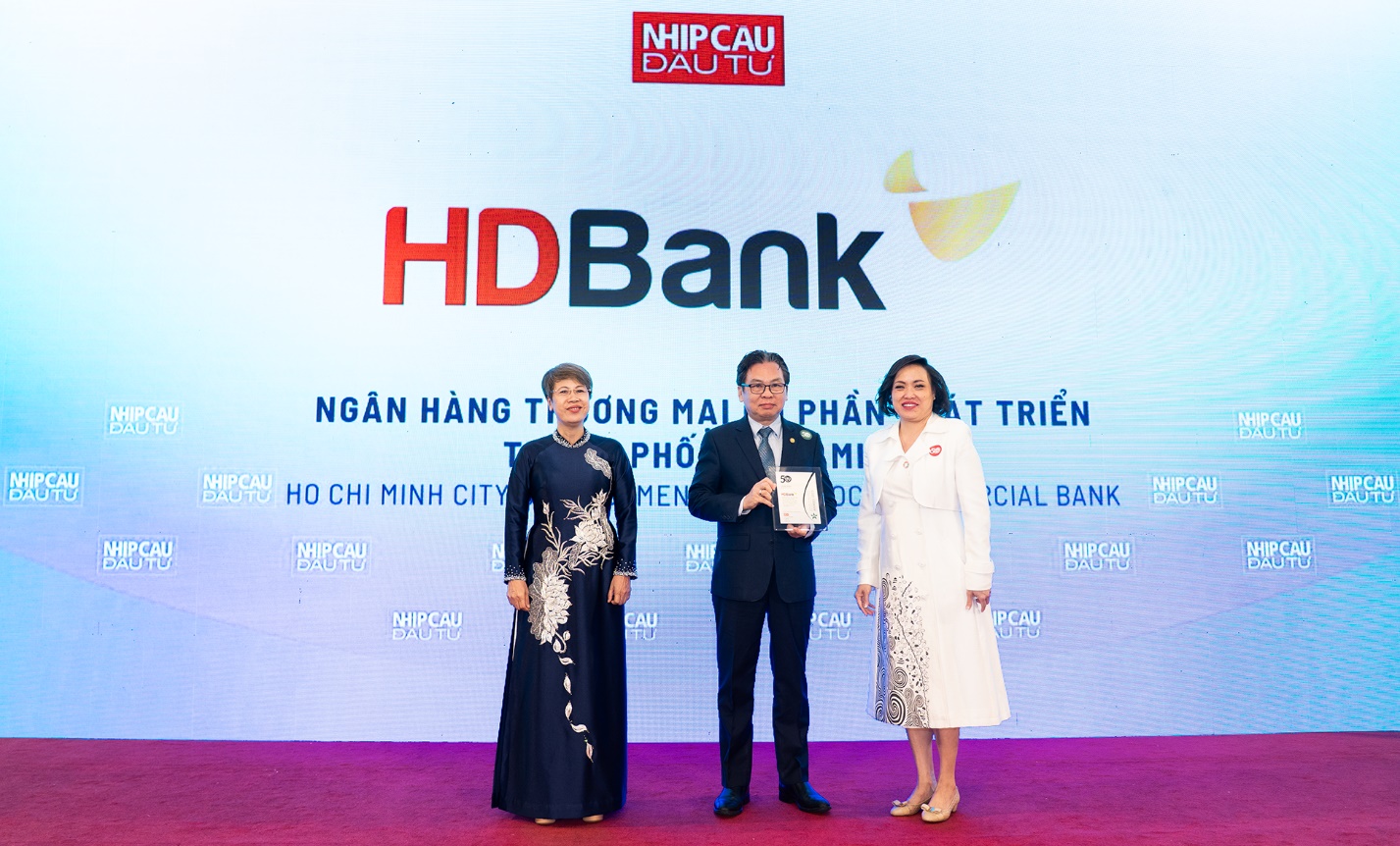 HDBank ghi dấu ấn mạnh mẽ với ba giải thưởng lớn trong nước và quốc tế- Ảnh 1. HDBank ghi dấu ấn mạnh mẽ với ba giải thưởng lớn trong nước và quốc tế- Ảnh 1.