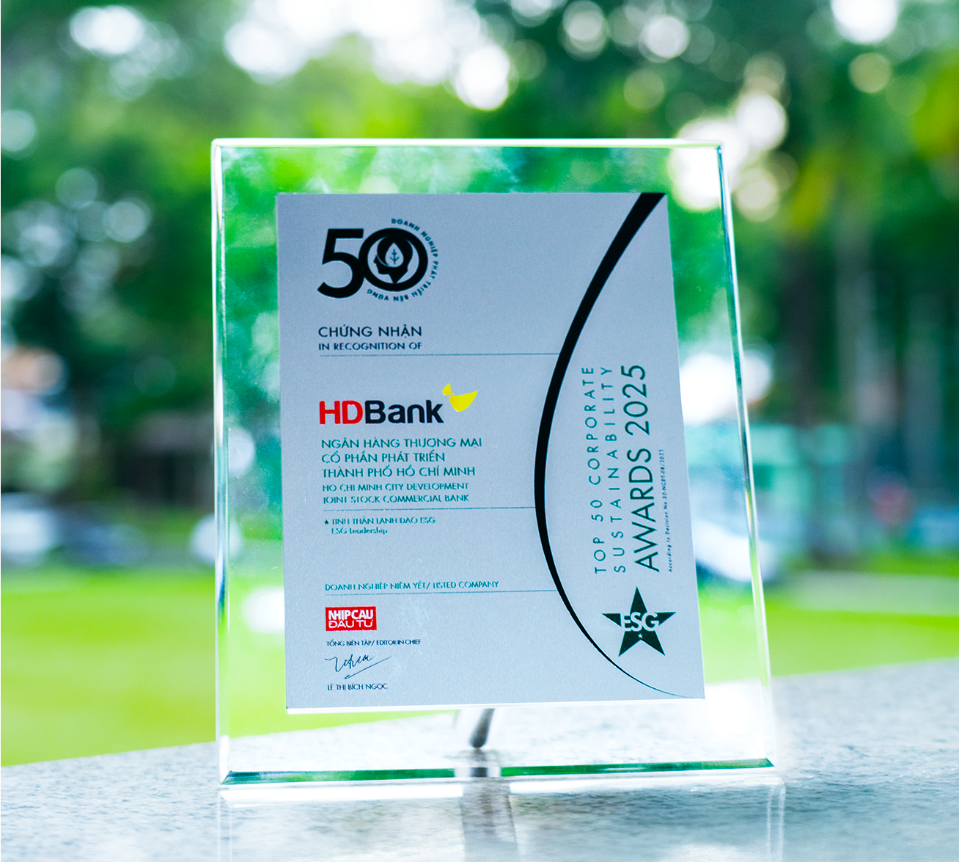 HDBank ghi dấu ấn mạnh mẽ với ba giải thưởng lớn trong nước và quốc tế- Ảnh 2. HDBank ghi dấu ấn mạnh mẽ với ba giải thưởng lớn trong nước và quốc tế- Ảnh 2.