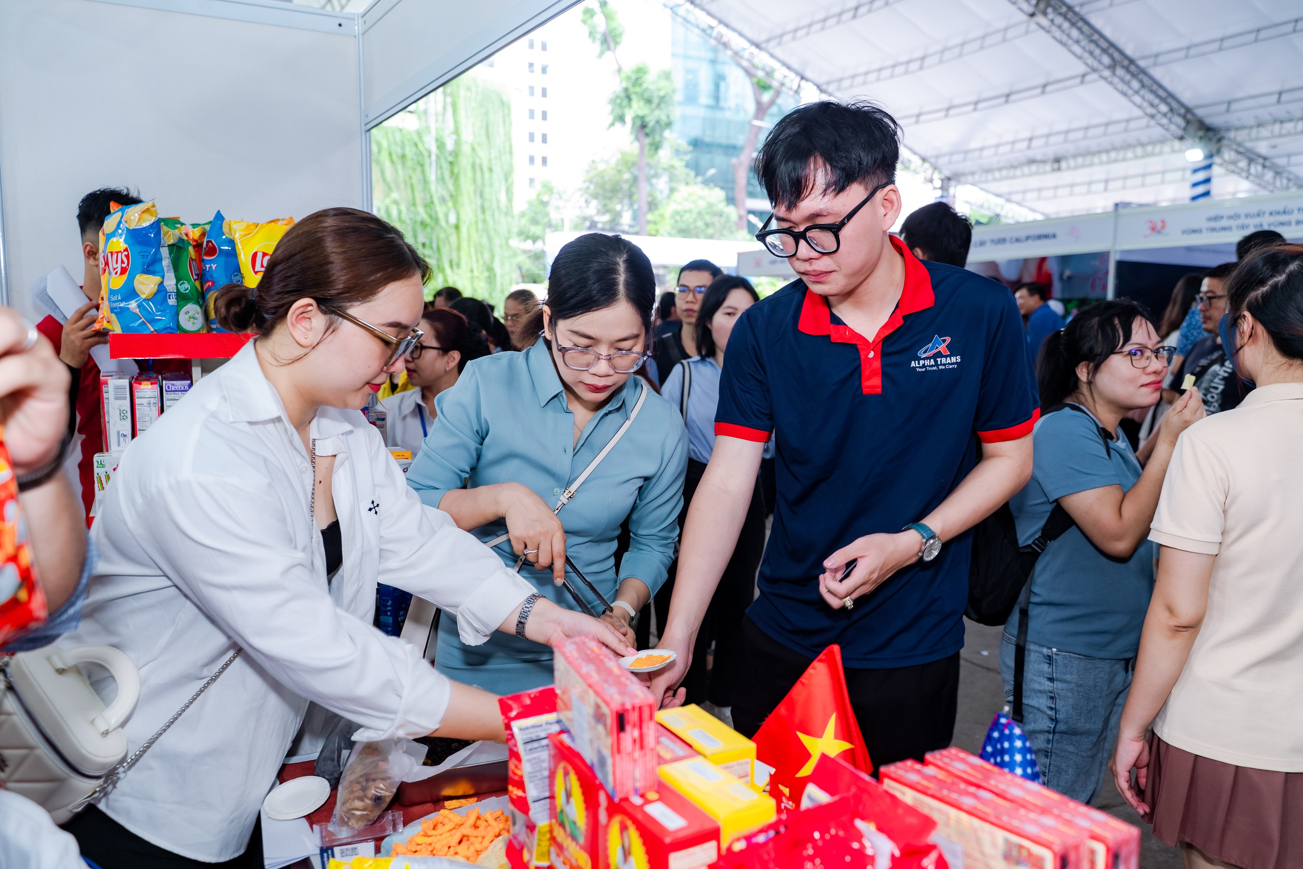 Profitez gratuitement de bœuf américain et de pizza à Ho Chi Minh-Ville lors de la découverte de l'agriculture américaine - Photo 14. Thưởng thức bò Mỹ và pizza miễn phí tại TP HCM dịp Khám phá Nông nghiệp Hoa Kỳ - Ảnh 14.