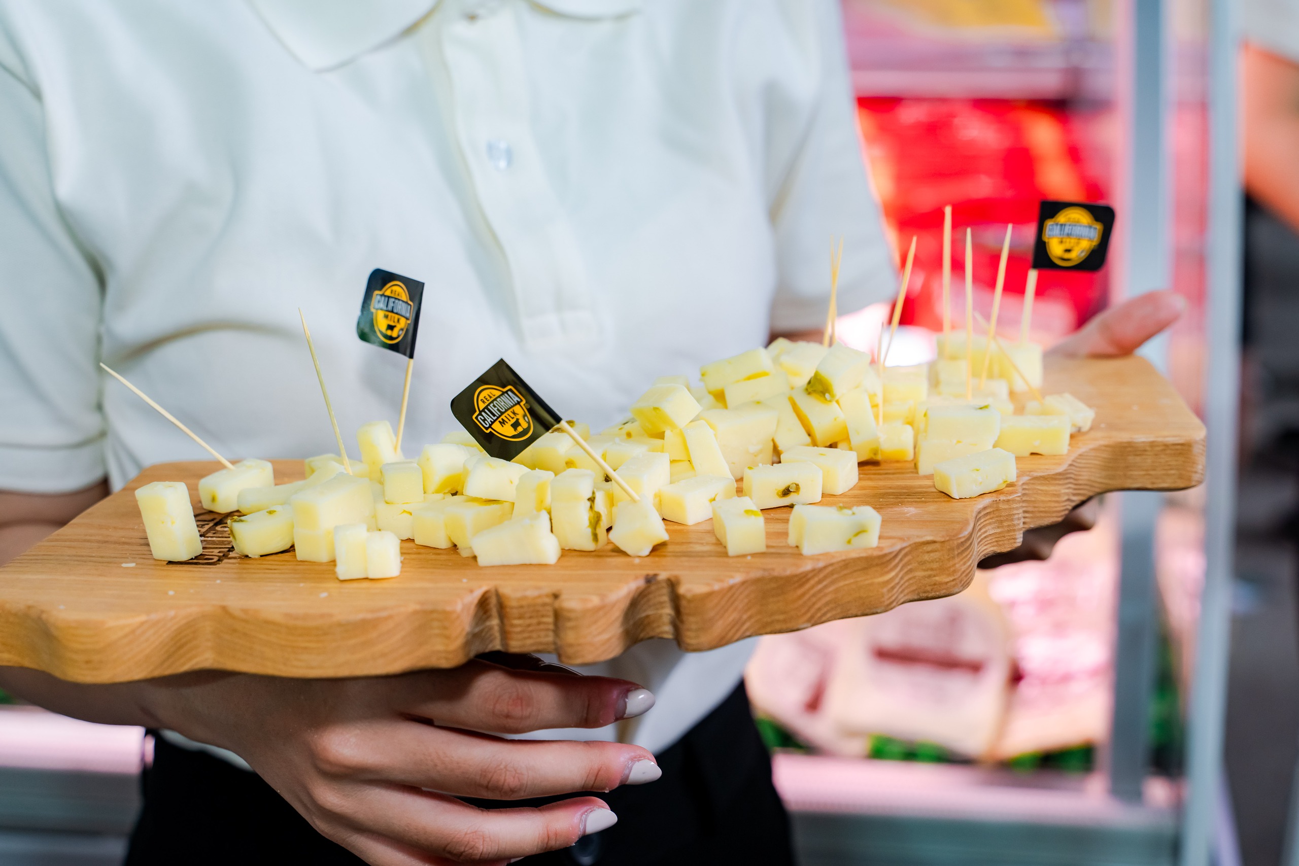 Profitez gratuitement de bœuf américain et de pizza à Ho Chi Minh-Ville lors de la découverte de l'agriculture américaine - Photo 15. Thưởng thức bò Mỹ và pizza miễn phí tại TP HCM dịp Khám phá Nông nghiệp Hoa Kỳ - Ảnh 15.