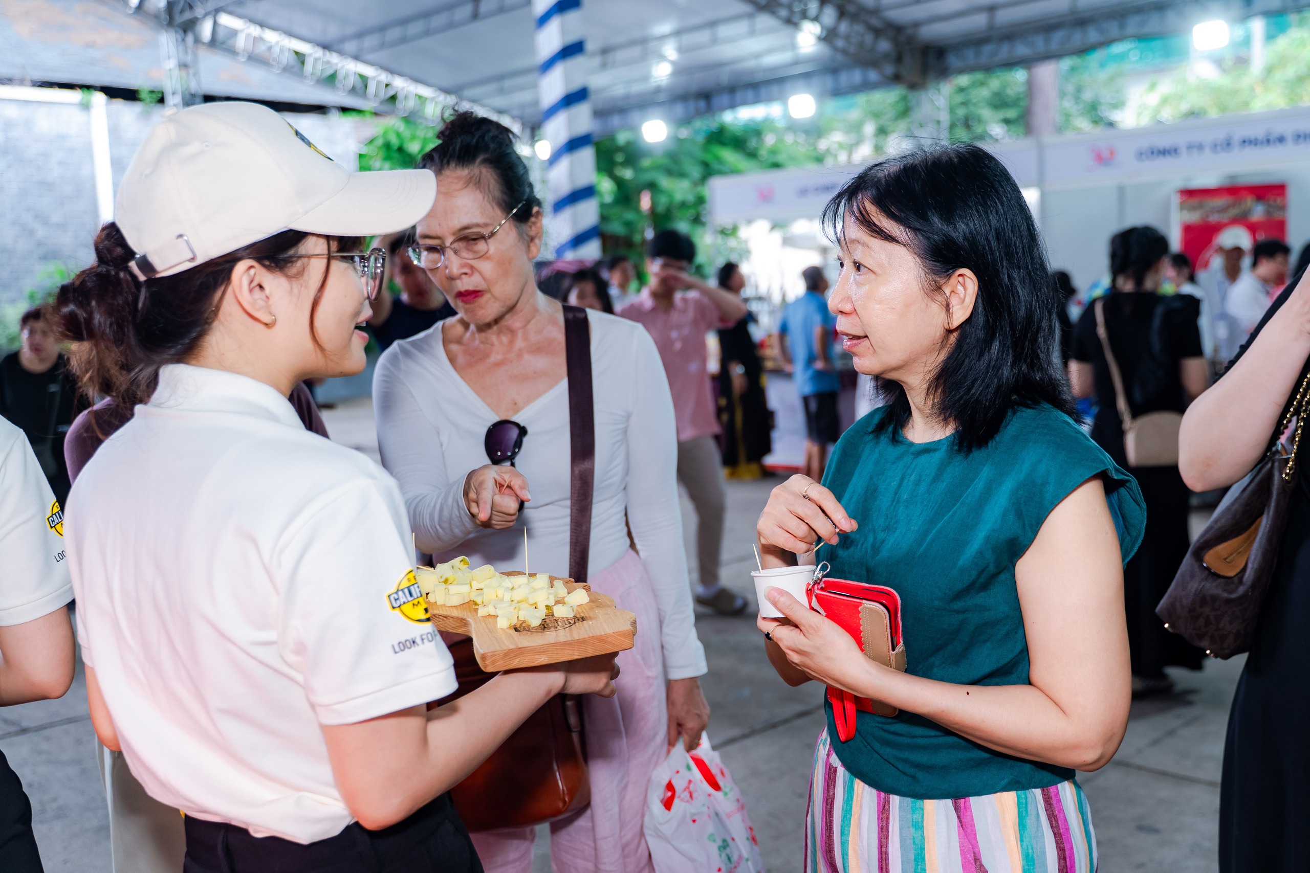 Profitez gratuitement de bœuf américain et de pizza à Ho Chi Minh-Ville lors de la découverte de l'agriculture américaine - Photo 24. Thưởng thức bò Mỹ và pizza miễn phí tại TP HCM dịp Khám phá Nông nghiệp Hoa Kỳ - Ảnh 24.
