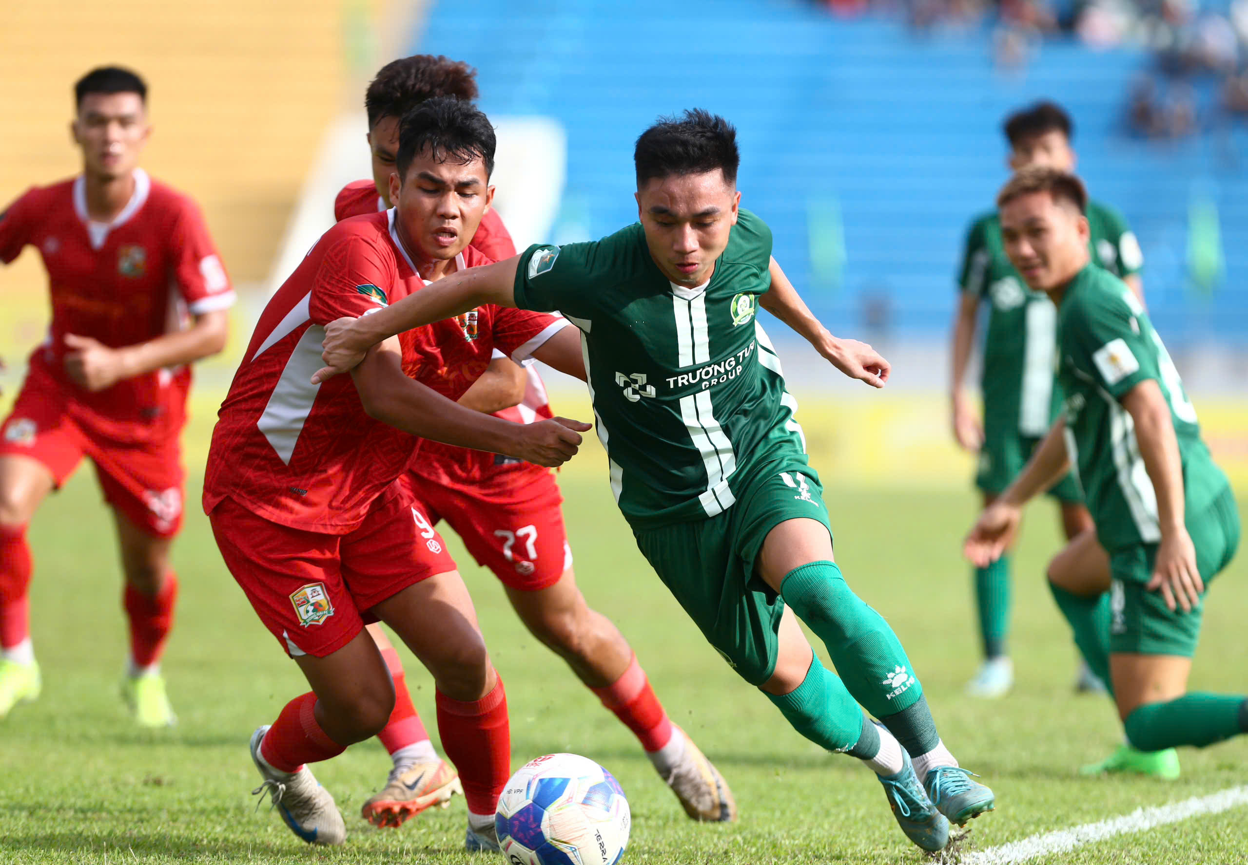 Der Dong Nai Club kann nach dem Transfer in der dritten Liga neu anfangen – Foto 1. CLB Đồng Nai có thể làm lại từ Giải Hạng Ba sau chuyển giao- Ảnh 1.