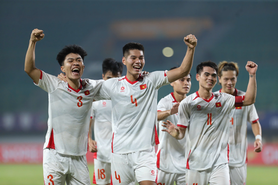 Tuyển U23 Việt Nam khởi đầu suôn sẻ - Ảnh 1.