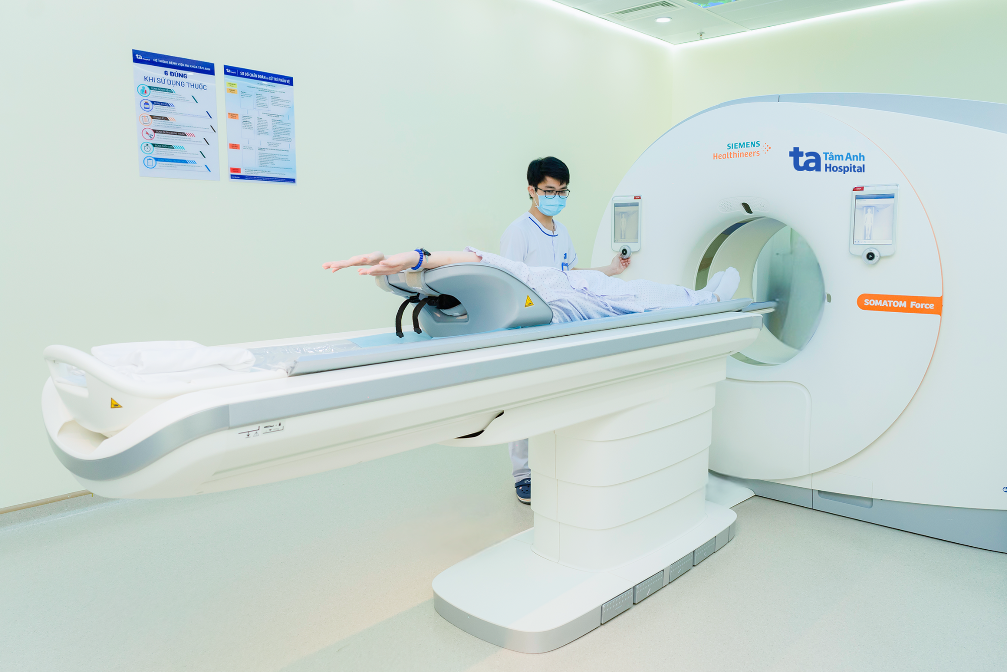 Hệ thống Bệnh viện Đa khoa Tâm Anh vận hành “siêu máy CT” chào đón “siêu đô thị” TP HCM- Ảnh 2.
