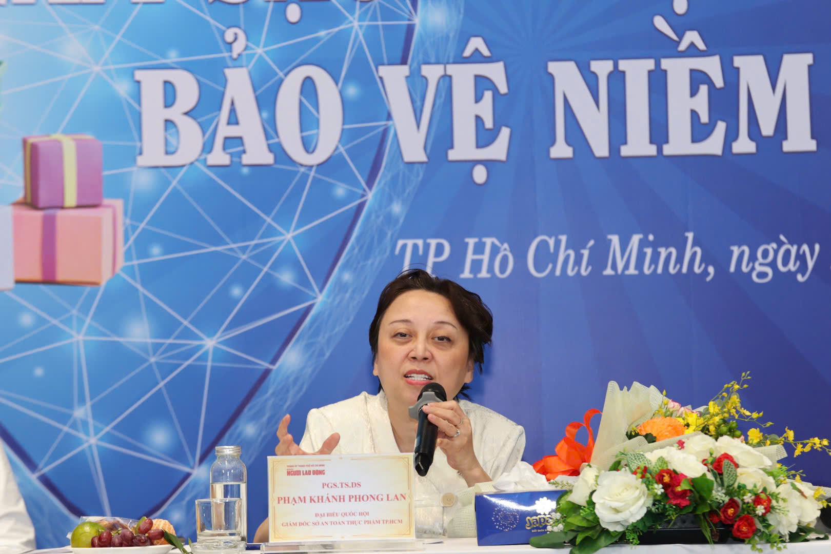 Tọa đàm "Chống hàng giả, hàng gian - Làm sạch thị trường, bảo vệ niềm tin" - Ảnh 1.
