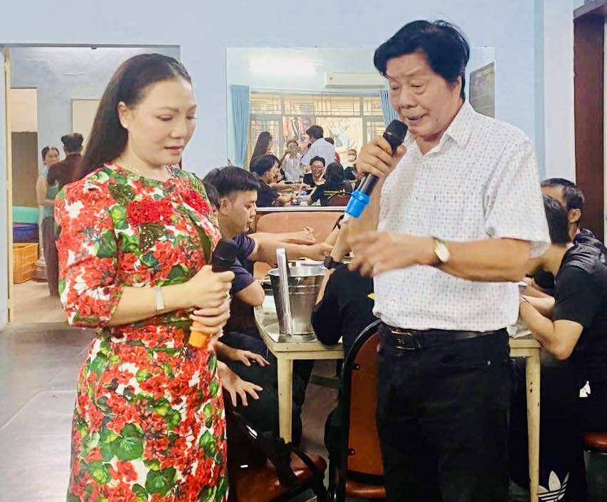 29 nghệ sĩ, nhạc công được kết nạp Hội viên Hội Sân khấu TP HCM - Ảnh 2.