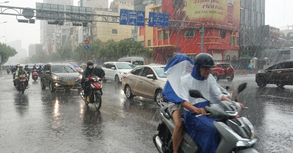 Lý do TP HCM và Nam Bộ mưa lớn và gió mạnh dù bão số 3 ở xa- Ảnh 1.