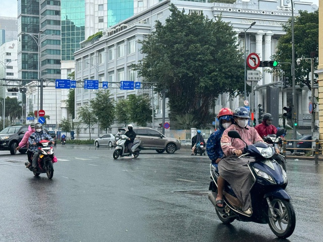 Thời tiết TP HCM hôm nay, 21-7: Có mưa- Ảnh 1. Thời tiết TP HCM hôm nay, 21-7: Có mưa- Ảnh 1.