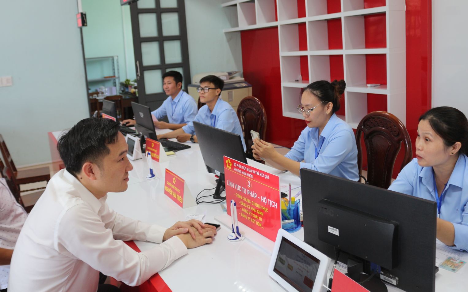 Gia Lai hỗ trợ 6 triệu đồng/tháng cho cán bộ chuyển công tác về trụ sở mới- Ảnh 2.