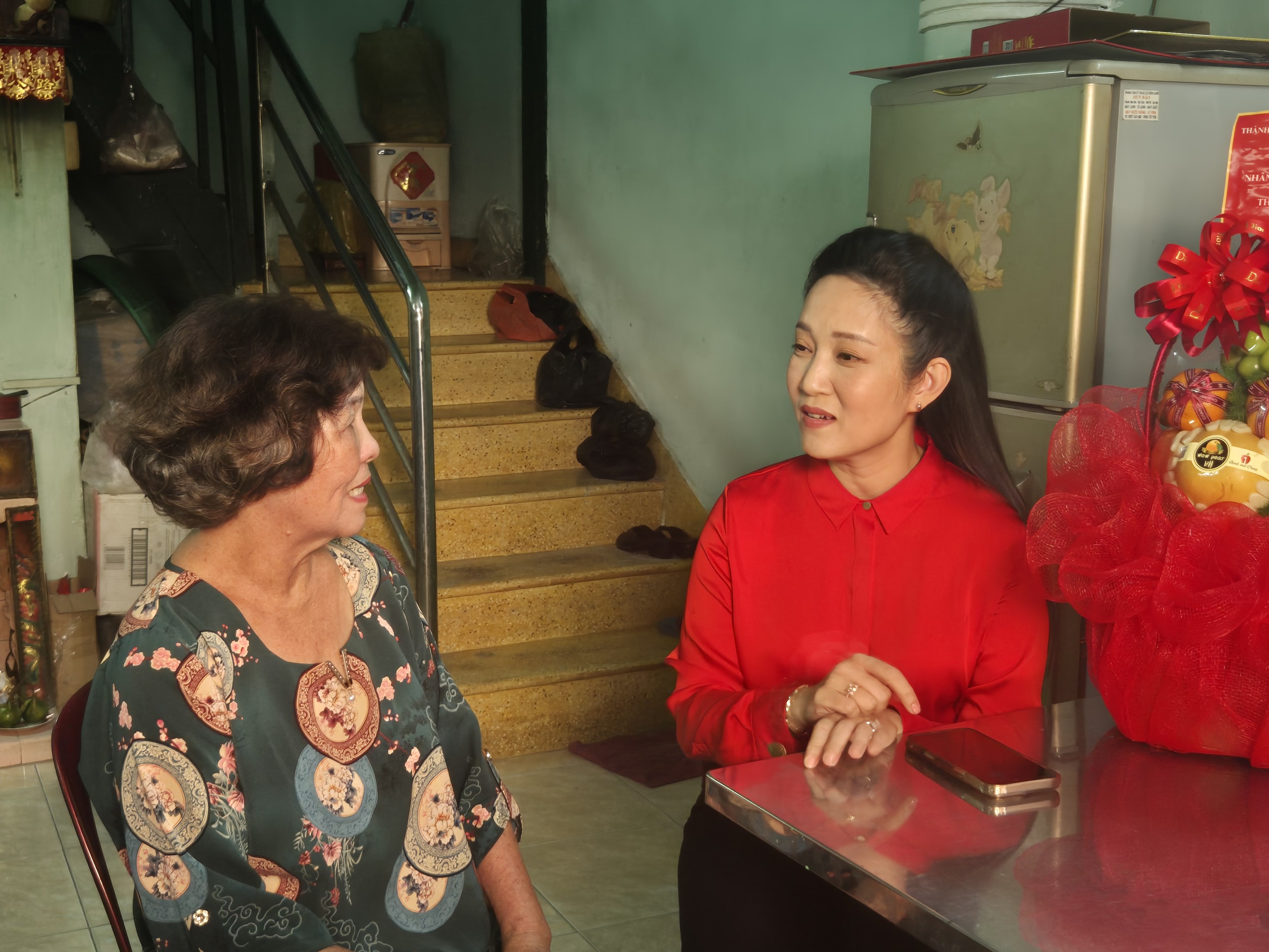 Lãnh đạo TP HCM thăm và tri ân 3 văn nghệ sĩ - Ảnh 1.