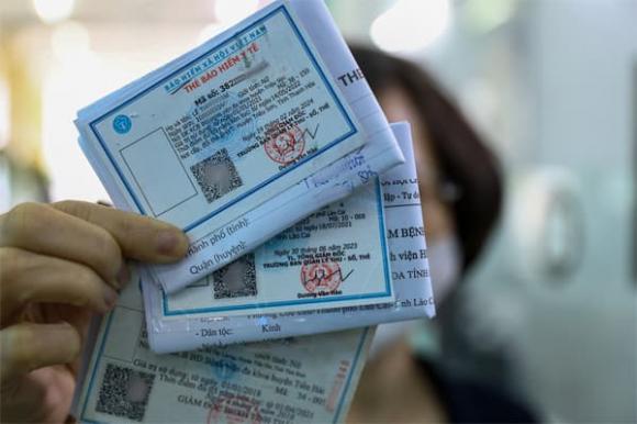 Mức đóng BHYT hộ gia đình thay đổi: Người thứ 5 trở đi đóng ra sao?- Ảnh 1.
