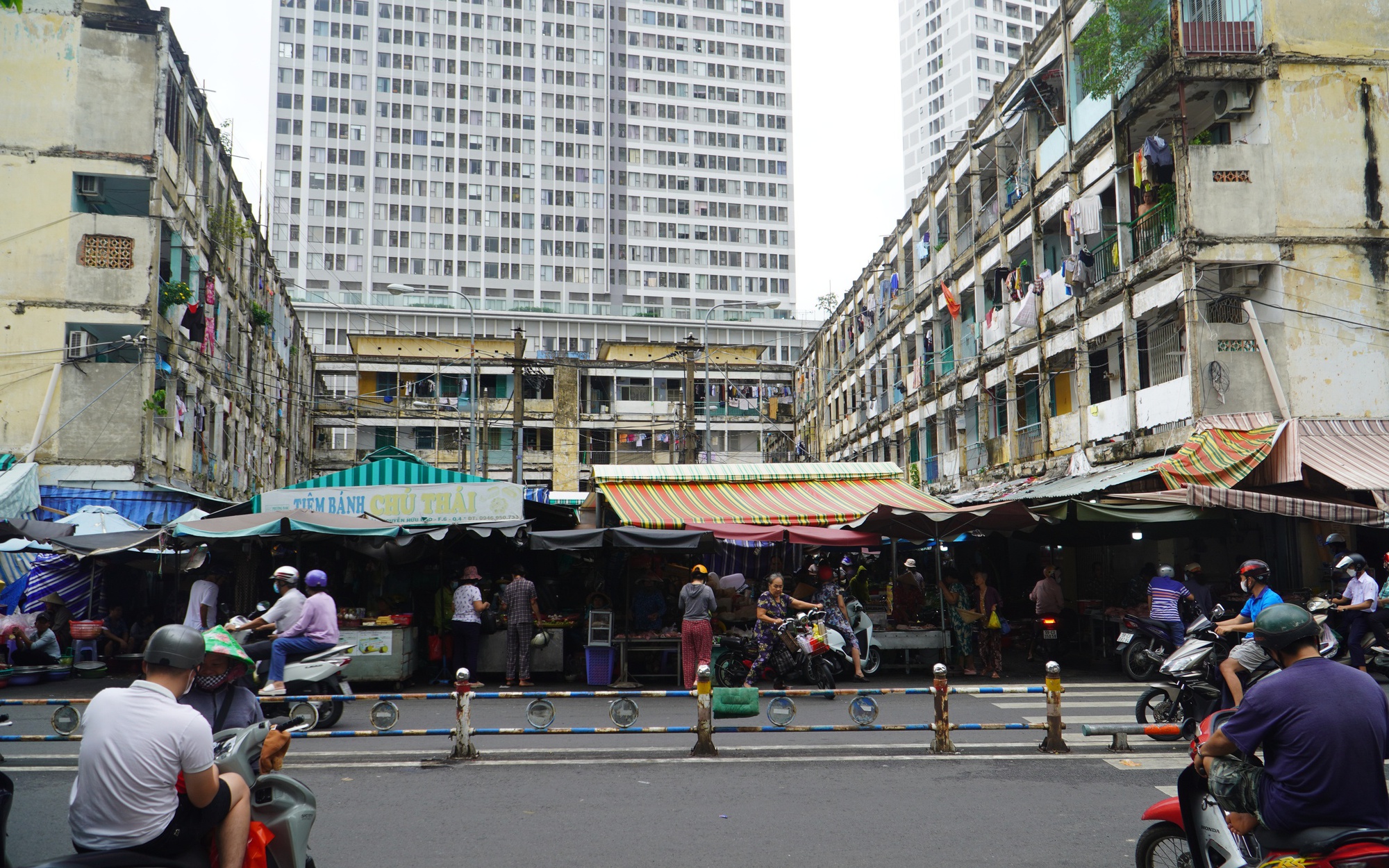 TP HCM: Kiểm định hàng loạt chung cư cũ - Ảnh 2.