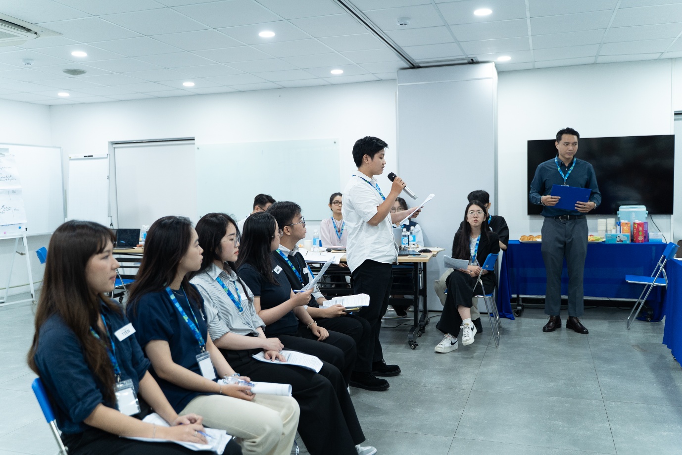 Pharmacity - Tìm kiếm thế hệ kế thừa cho ngành dược bán lẻ- Ảnh 3. Pharmacity - Tìm kiếm thế hệ kế thừa cho ngành dược bán lẻ- Ảnh 3.