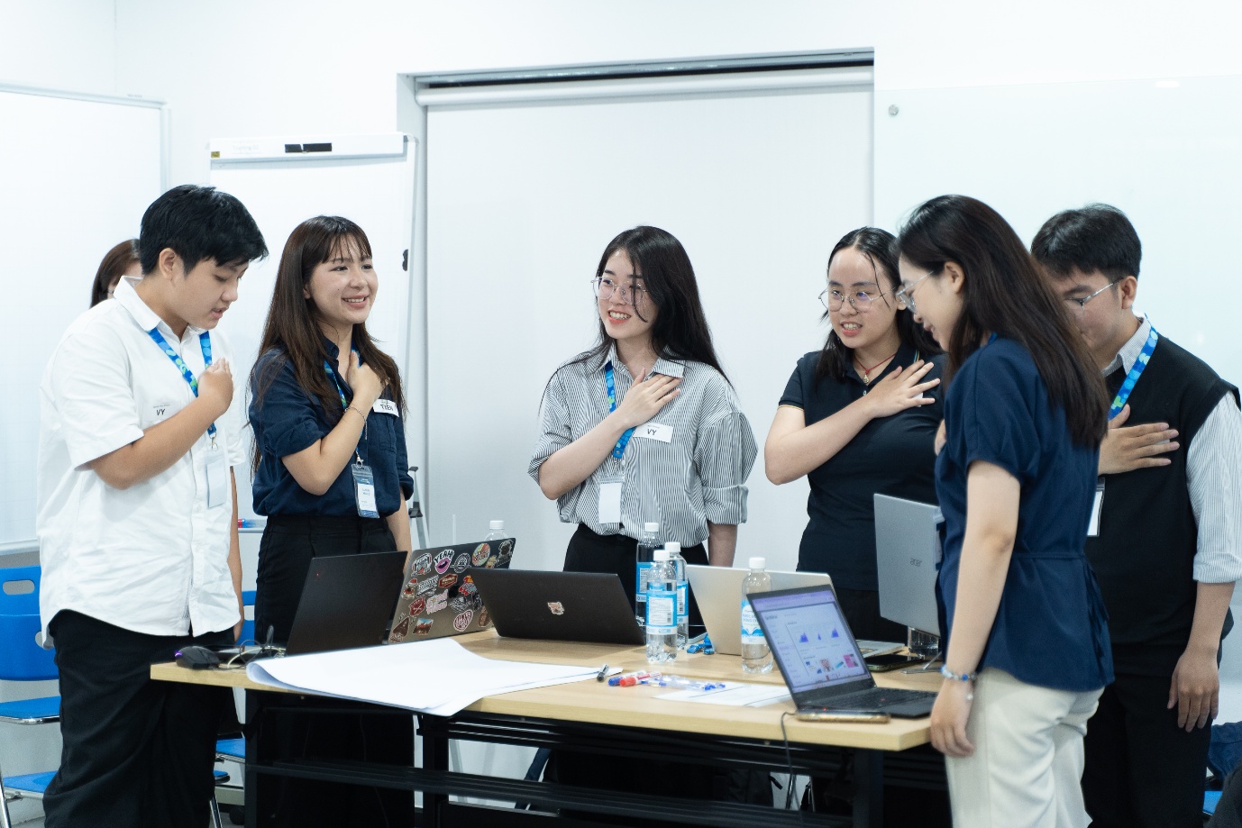 Pharmacity - Tìm kiếm thế hệ kế thừa cho ngành dược bán lẻ- Ảnh 4. Pharmacity - Tìm kiếm thế hệ kế thừa cho ngành dược bán lẻ- Ảnh 4.